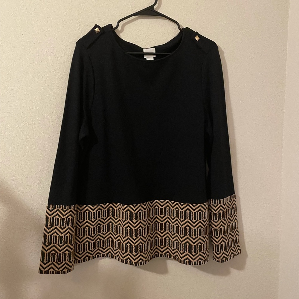 🌻Adorable Chico’s Log Sleeve Top